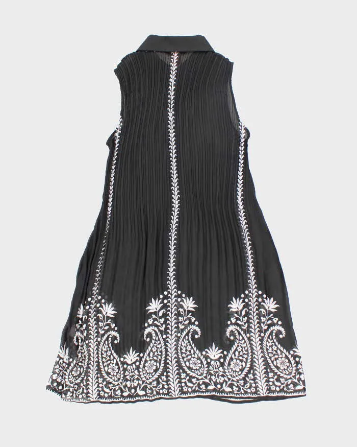 Vintage 00s Sunny Leigh Plisse Sheer Dress - M sold by Rokit product image thumbnail 2