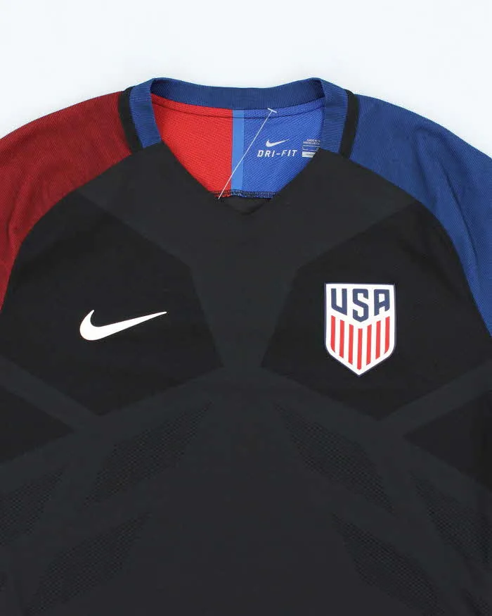 Nike USA International Football Away Shirt - L sold by Rokit product image thumbnail 3