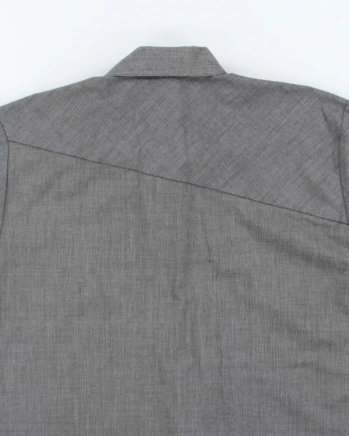 Vintage 00s Volcom Short Sleeve Shirt - L sold by Rokit product image thumbnail 4