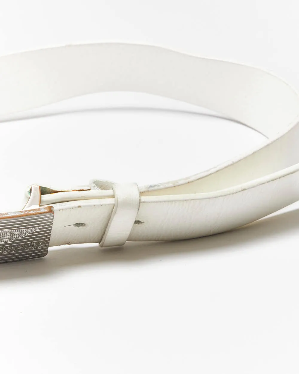 Vintage Armani Exchange Leather Belt - W33-W37 sold by Rokit product image thumbnail 4