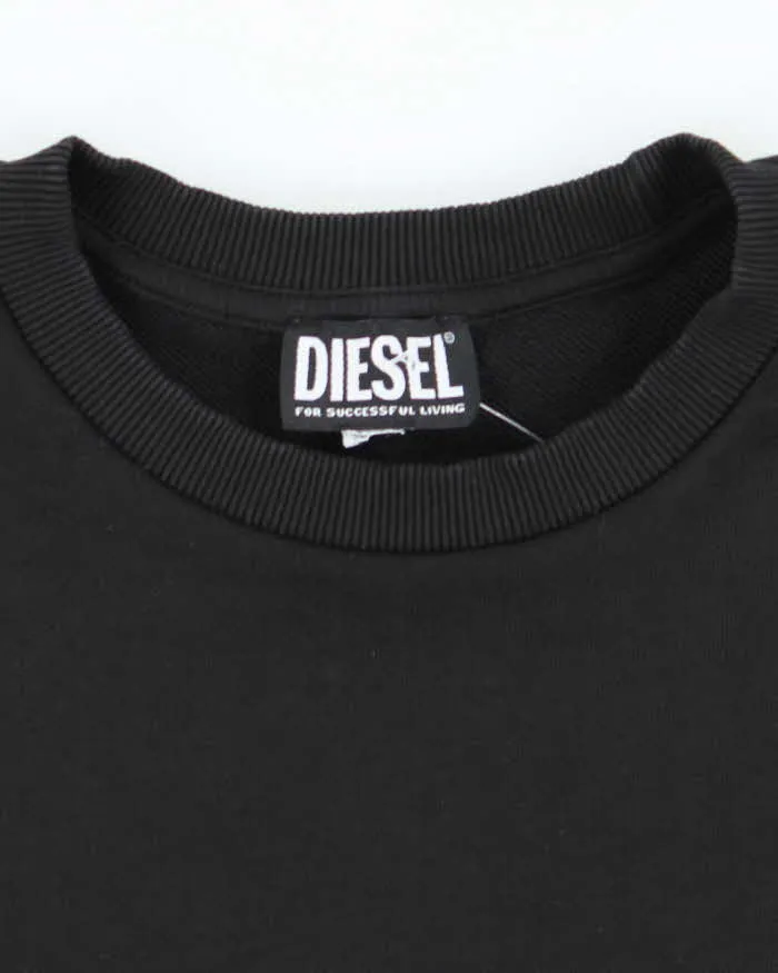 Vintage Y2K Diesel Small Logo Sweatshirt - M sold by Rokit product image thumbnail 5