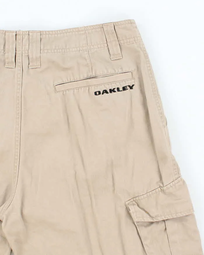 Vintage Oakley Embroidered Wide Leg Cargo Shorts - W32 L10 sold by Rokit product image thumbnail 4