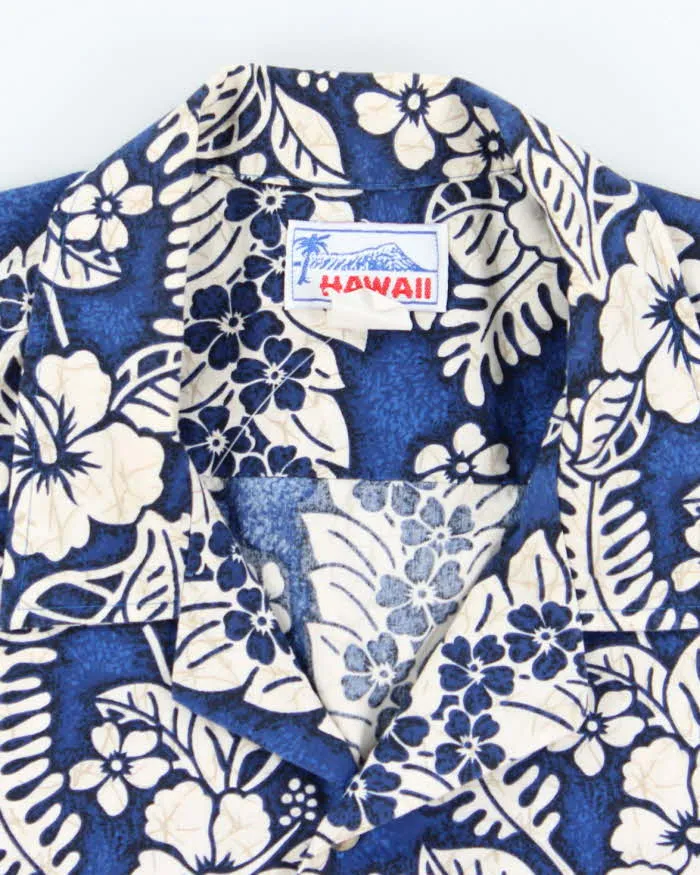 Vintage 90s Blue Hibiscus Pattern Hawaiian Shirt - L sold by Rokit product image thumbnail 5