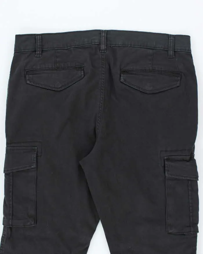 Vintage 2000's US Polo Assassin Slim Fit Cargo Trousers - W32 L29 sold by Rokit product image thumbnail 4