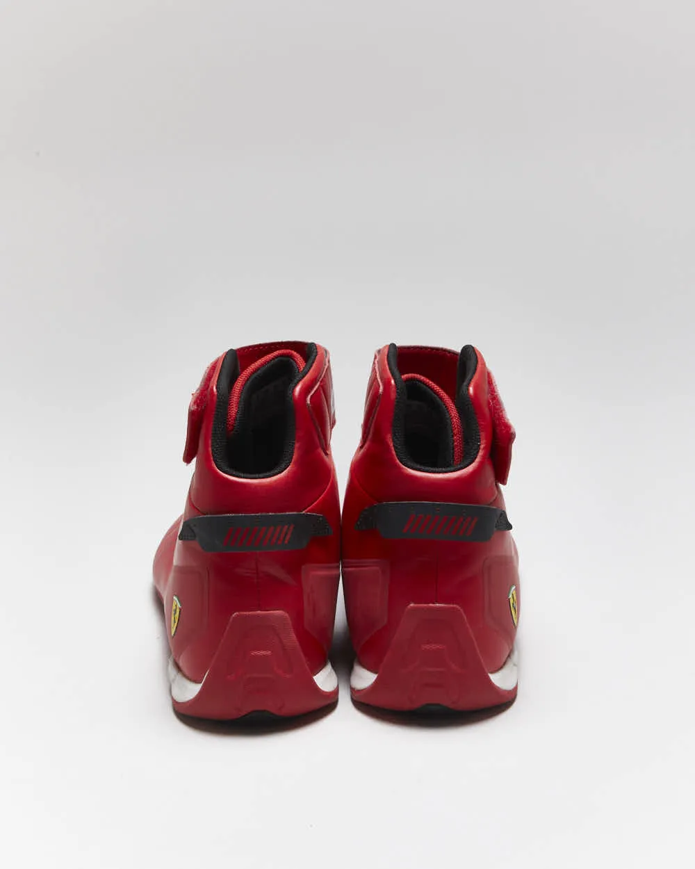 Vintage 00s Puma Scuderia Ferrari A3ROCAT Trainers - UK8 sold by Rokit product image thumbnail 4