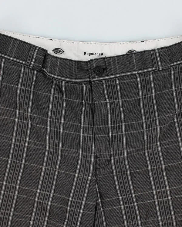 Vintage Dickies Baggy Patterned Shorts - W36 L12 sold by Rokit product image thumbnail 3