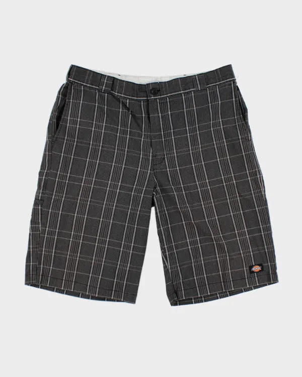 Vintage Dickies Baggy Patterned Shorts - W36 L12 sold by Rokit
