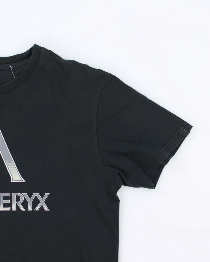 Vintage Arc'teryx Centre Logo Graphic T-Shirt - S sold by Rokit product image thumbnail 4