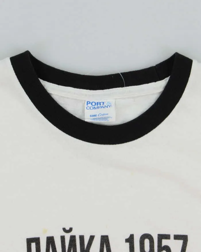 Vintage 2000's Laika Space Dog Graphic T-Shirt - M sold by Rokit product image thumbnail 5