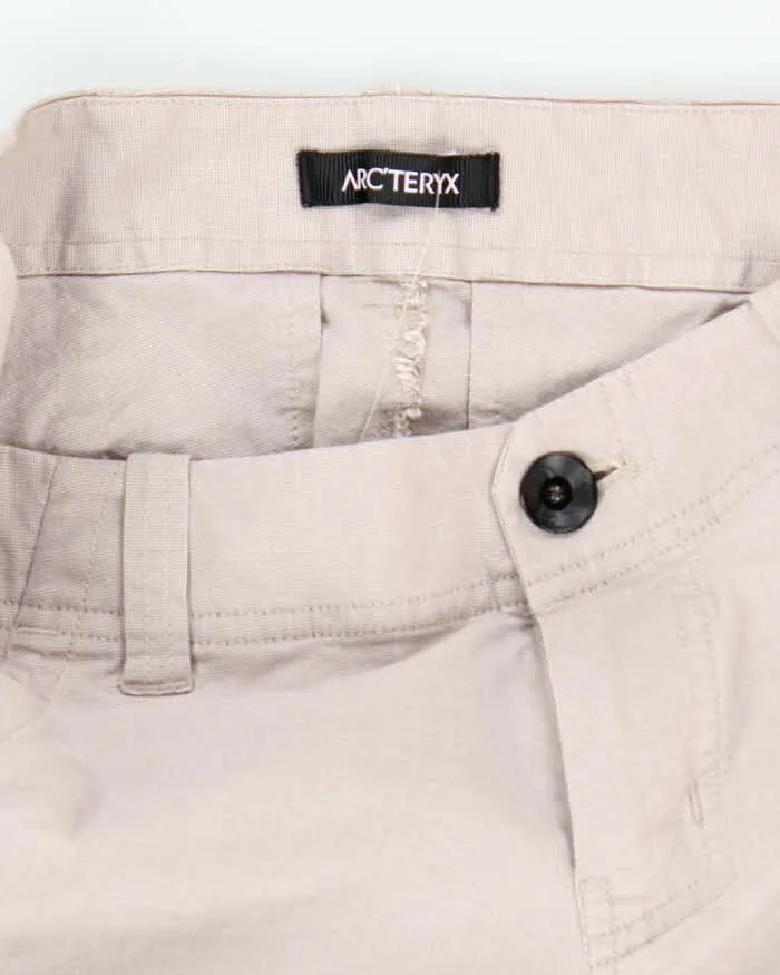 Vintage 2000's Arc'teryx Slim Fit Utility Trousers - W25 L29 sold by Rokit product image thumbnail 5