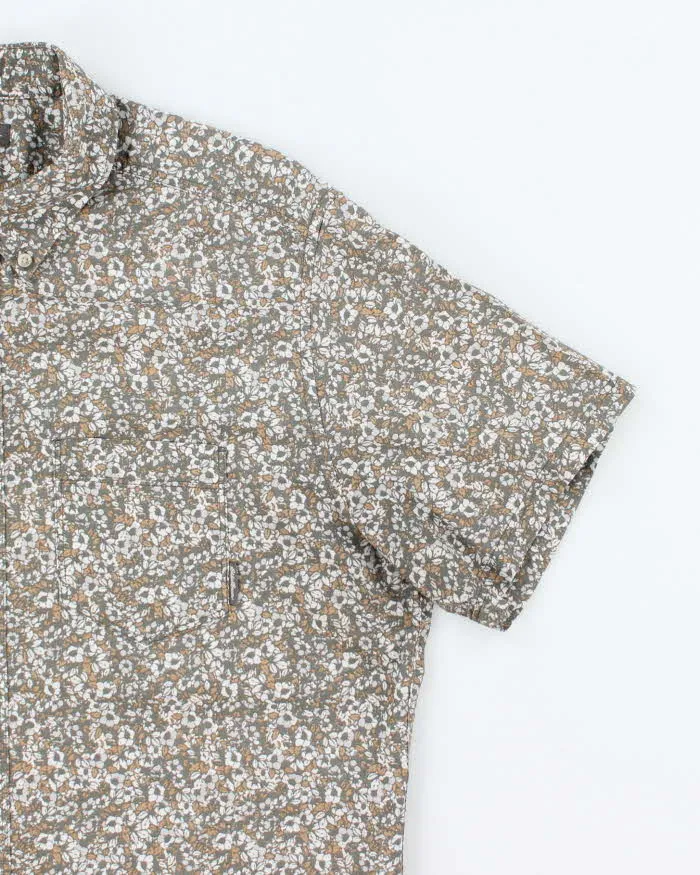 Vintage 2000's Eddie Bauer Floral Print Short Sleeve Shirt - L sold by Rokit product image thumbnail 4