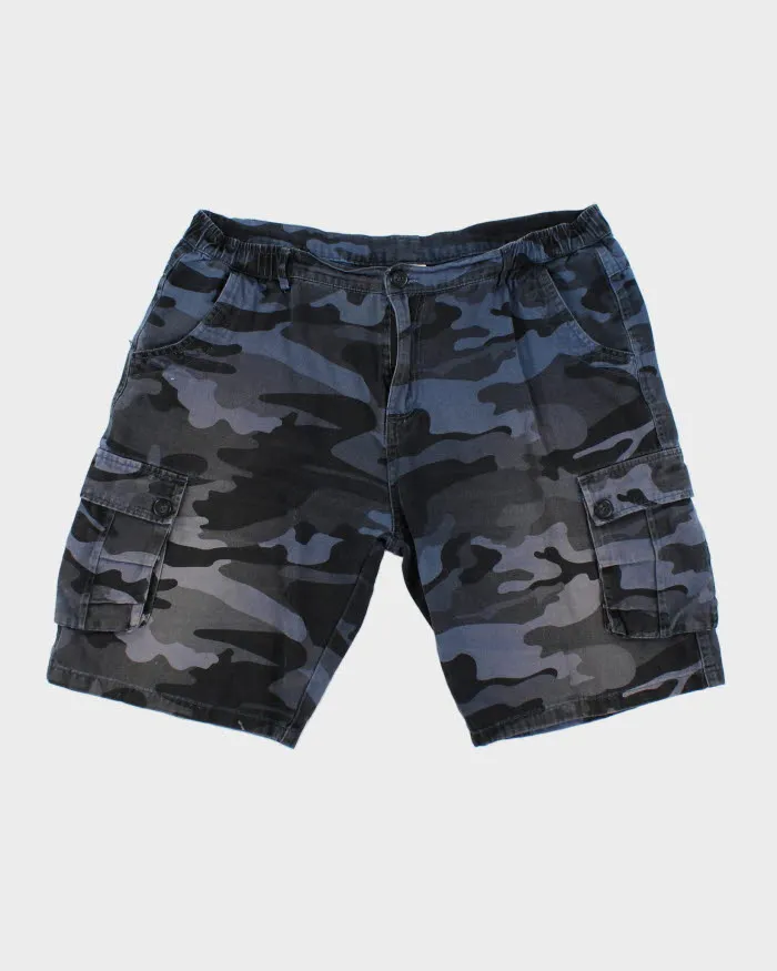 00s Faded Blue Camouflage Cargo Shorts - W38 sold by Rokit