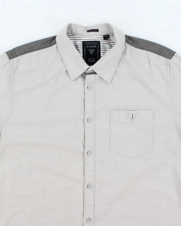 Vintage Y2K Guess Plain Short Sleeve Shirt - XL sold by Rokit product image thumbnail 2