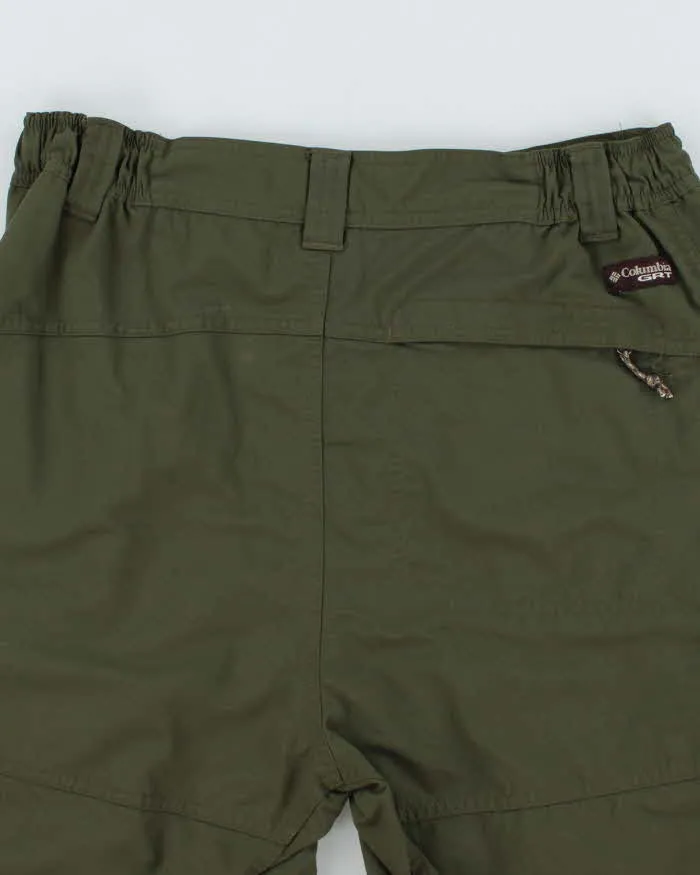 Vintage 2000's Columbia Lightweight Omni Dry Cargo Shorts - W28 L9 sold by Rokit product image thumbnail 4