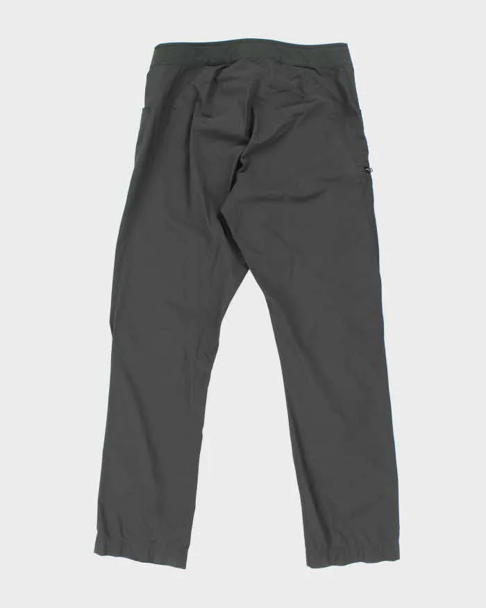 Vintage Arc'teryx Lightweight Slim Fit Utility Trousers - W32 L31 sold by Rokit product image thumbnail 2