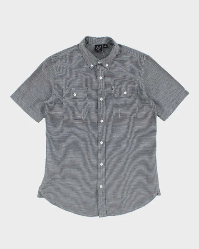 Vintage Y2K Burnside Fine Striped Short Sleeve Shirt - M sold by Rokit