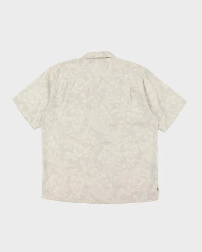 Vintage Tommy Bahama Patterned Silk Hawaiian Shirt - M sold by Rokit product image thumbnail 2