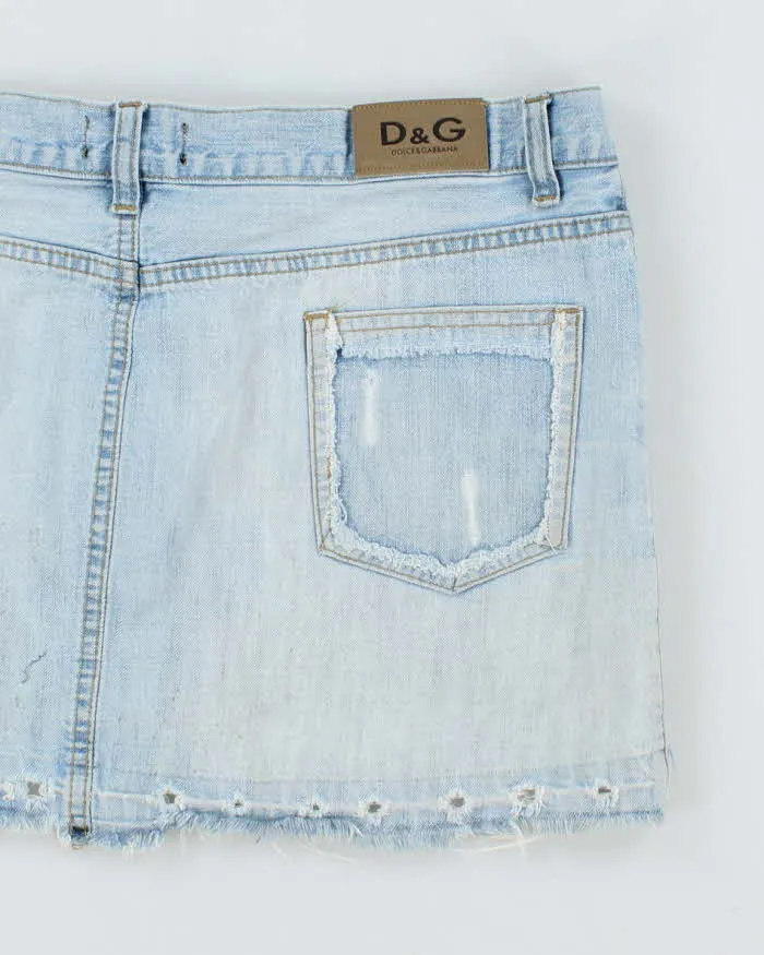 Vintage Y2K Dolce & Gabbana Light Wash Denim Mini Skirt - W26 L13 sold by Rokit product image thumbnail 4