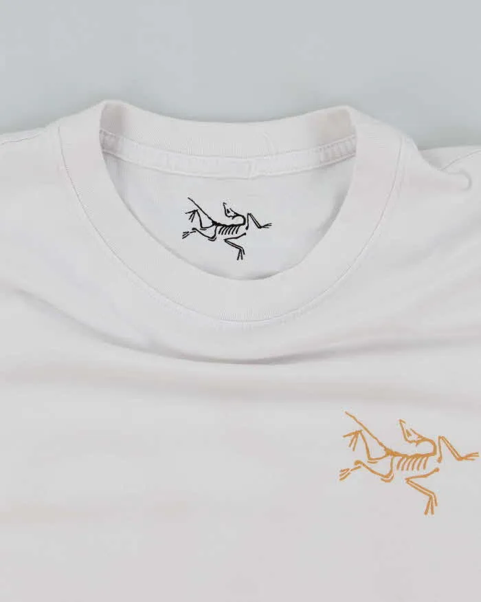 Vintage 2000's Arc'teryx Urvogel Skeleton Logo Graphic T-Shirt - M sold by Rokit product image thumbnail 5