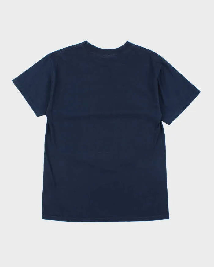 Vintage 2000's NHL Vancouver Canucks Graphic T-Shirt - M sold by Rokit product image thumbnail 2