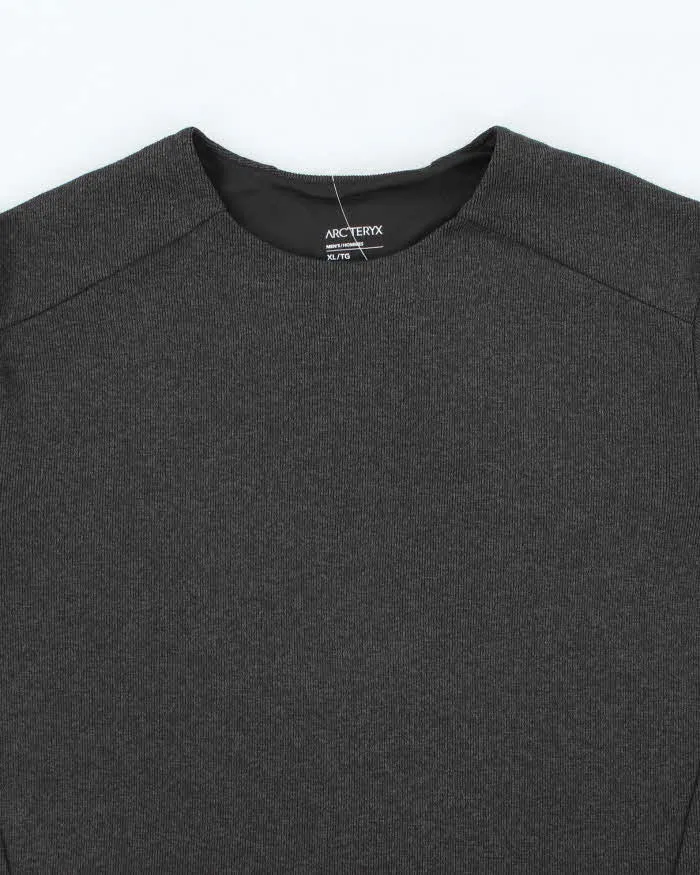 Vintage Arc'teryx Breathable Panelled Sweatshirt - XL sold by Rokit product image thumbnail 3