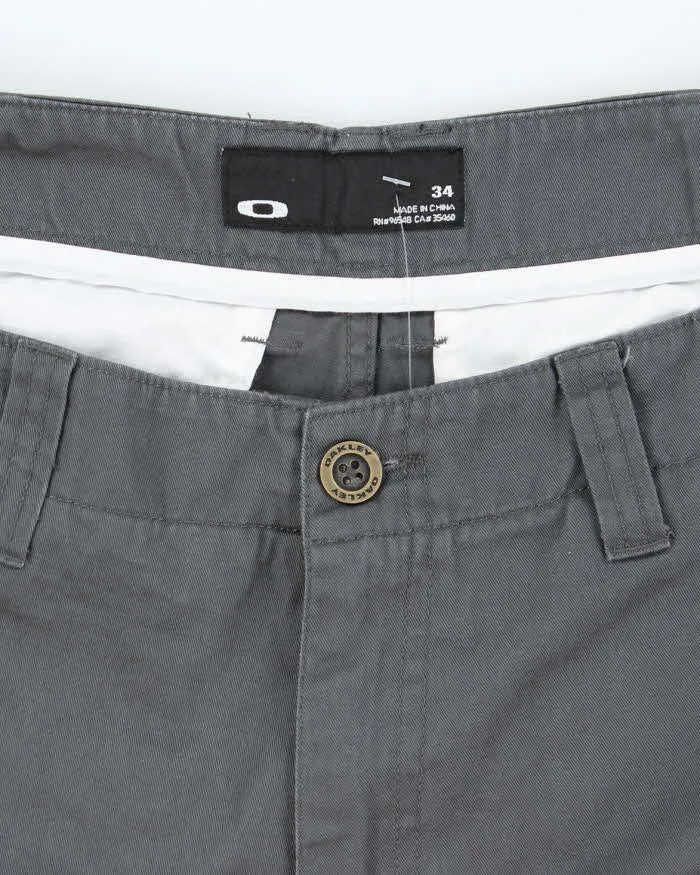Vintage 2000's Oakley Small Embroidered Logo Chino Shorts - W32 L10 sold by Rokit product image thumbnail 5