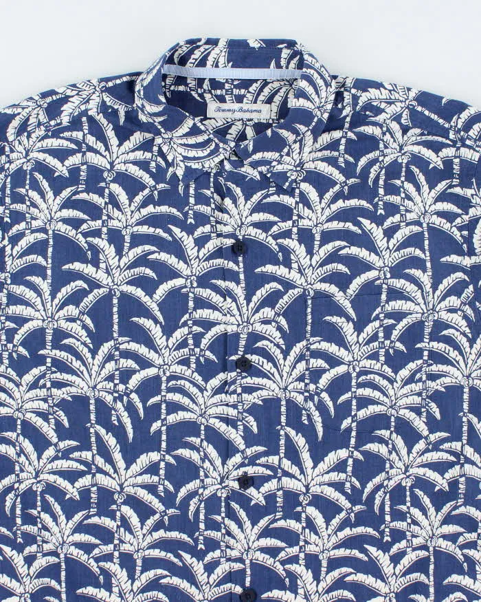 Vintage 2000's Tommy Bahama Palm Tree Print Short Sleeve Shirt - L sold by Rokit product image thumbnail 3