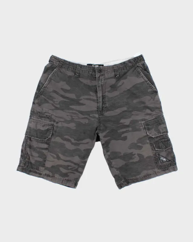 Y2K 00s Hollister Distressed Camouflage Cargo Shorts - W38