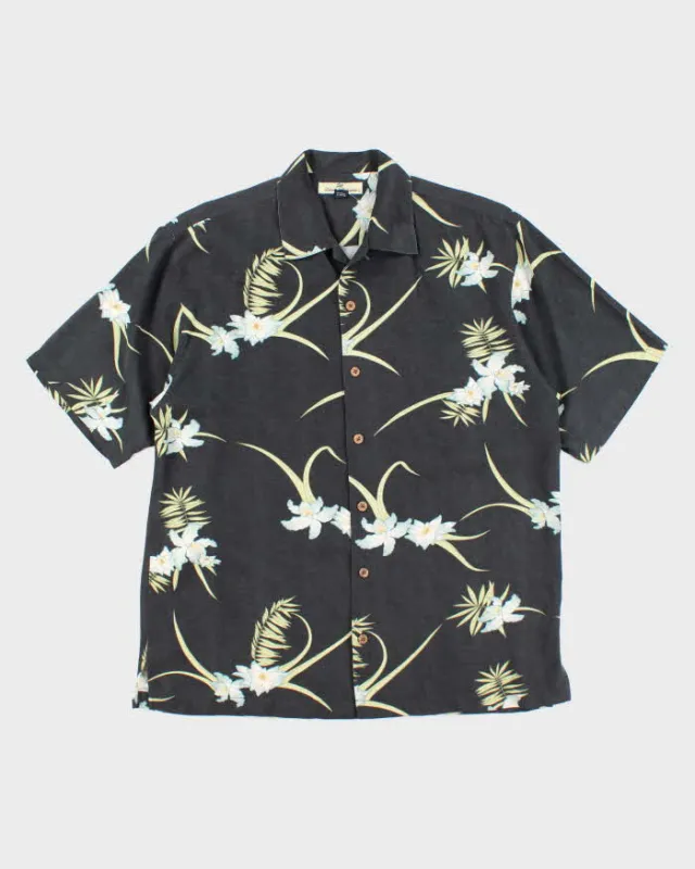Vintage Tommy Bahama Silk Hawaiian Shirt - M sold by Rokit