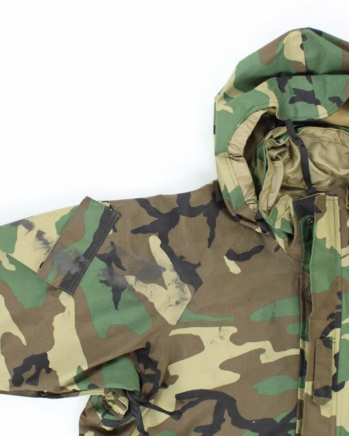 00s Vintage US Army Gore-Tex Woodland Camo Parka - XXX-Large sold by Rokit product image thumbnail 3
