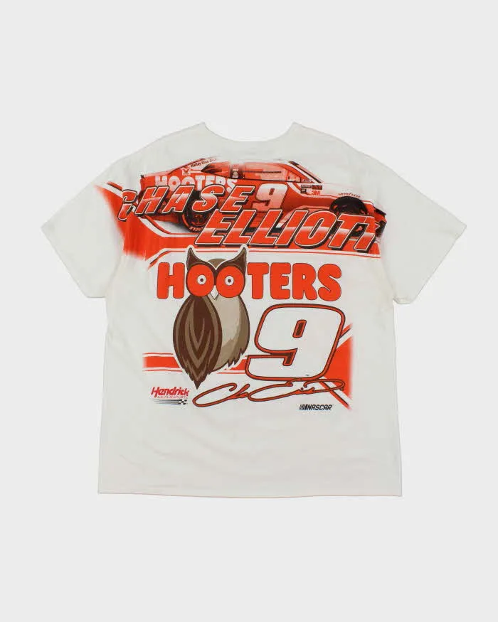 Vintage Y2K Hendrick Motorsports Nascar Hooters All Over Print T-Shirt - XXL sold by Rokit product image thumbnail 2