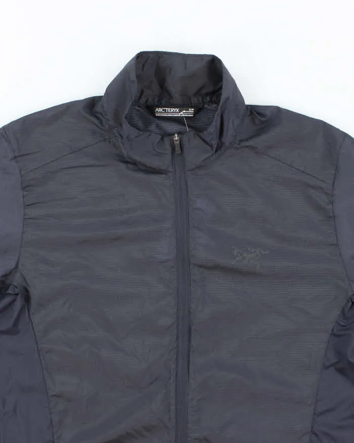 Vintage Arc'teryx Ultra Lightweight Windbreaker Jacket - S sold by Rokit product image thumbnail 3