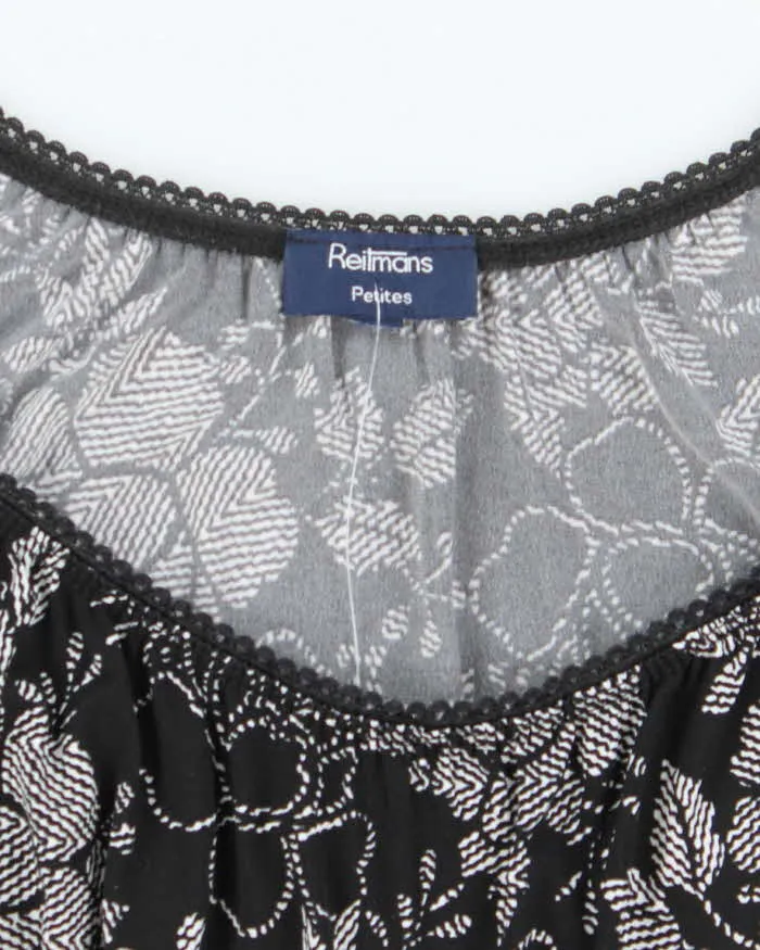 Vintage Y2k 00s Reitmans Clasp Milkmaid Style Blouse - S sold by Rokit product image thumbnail 5