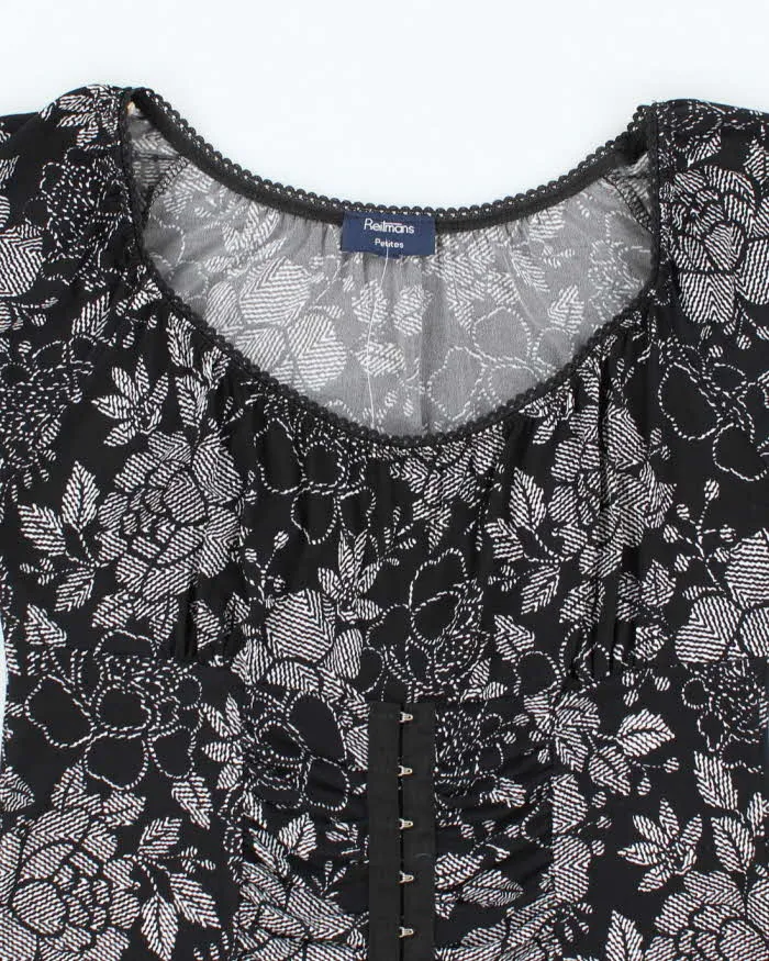 Vintage Y2k 00s Reitmans Clasp Milkmaid Style Blouse - S sold by Rokit product image thumbnail 2
