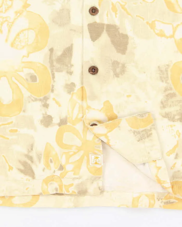 Vintage Tommy Bahama Silk Hawaiian Shirt - M sold by Rokit product image thumbnail 4