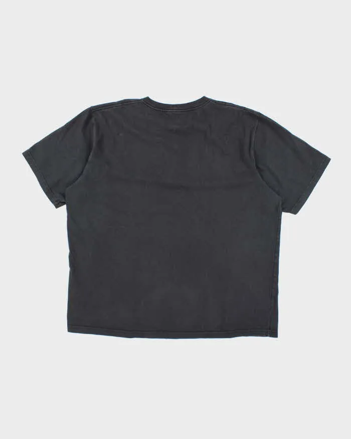 Vintage Y2K Cahartt Camouflage Centre Logo Graphic T-Shirt - XXL sold by Rokit product image thumbnail 2