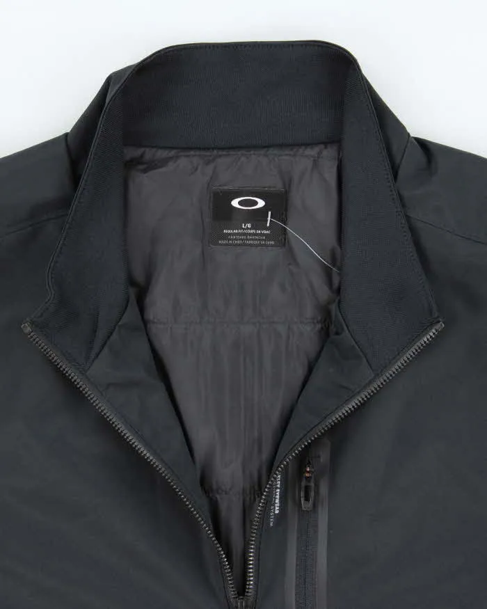 Vintage 2000's Oakley Lightweight Windbreaker Jacket - L sold by Rokit product image thumbnail 5