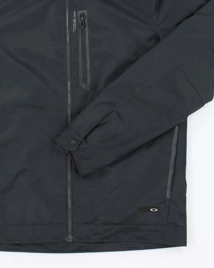 Vintage 2000's Oakley Lightweight Windbreaker Jacket - L sold by Rokit product image thumbnail 4