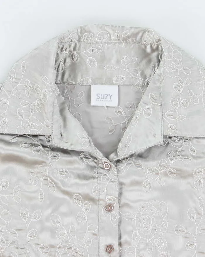 Vintage Y2k 00s Suzy Embroidered Blouse - M sold by Rokit product image thumbnail 5