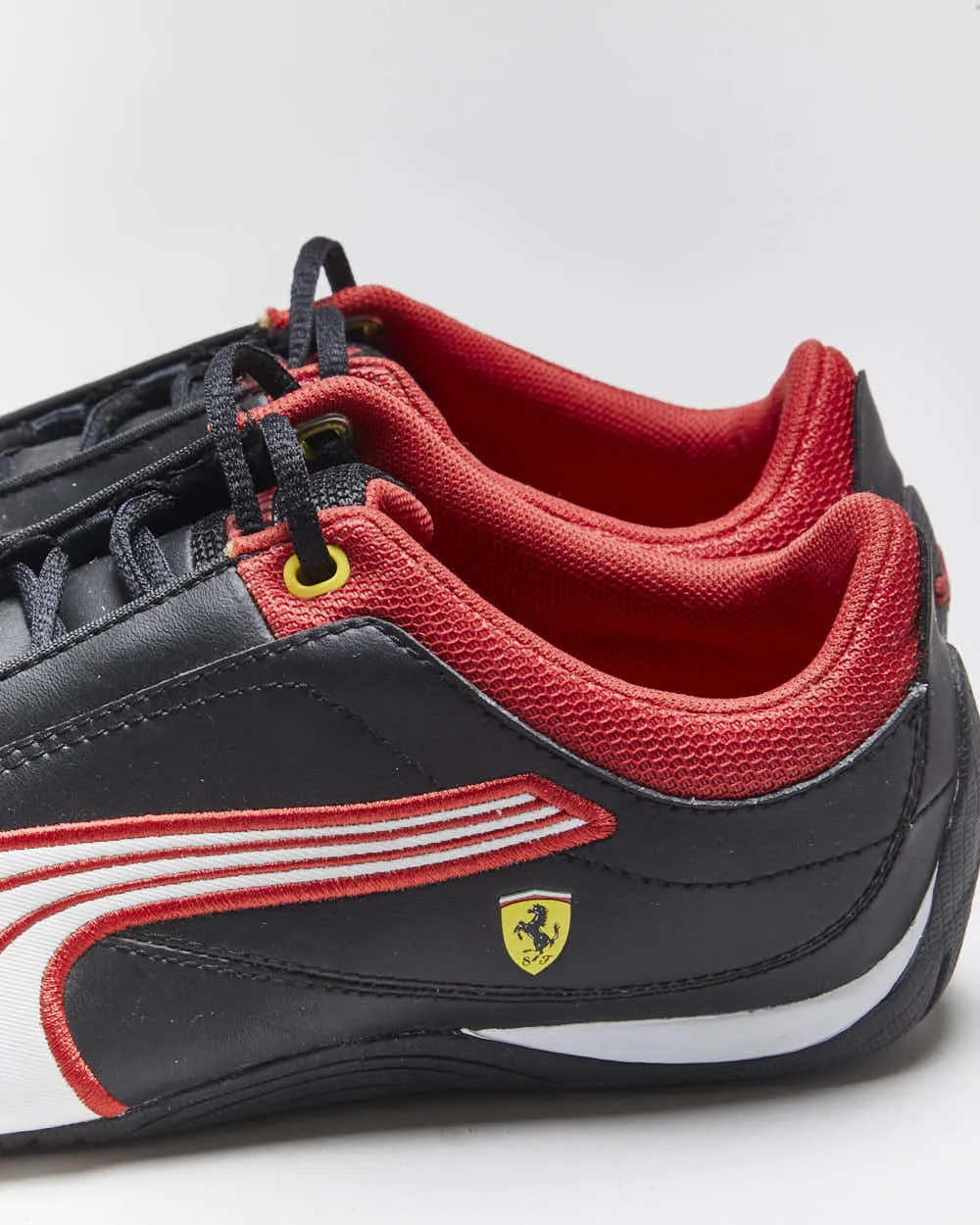 Vintage Puma Drift Cat Ferrari Trainers - UK5 sold by Rokit product image thumbnail 5