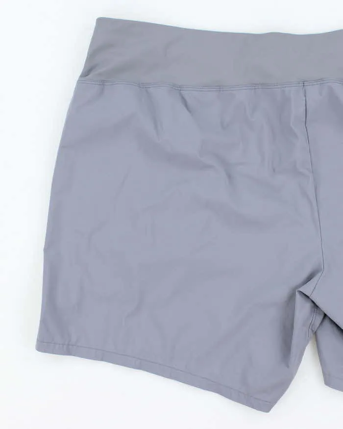 Vintage Arc'teryx Lightweight Sports Shorts - W36 L5 sold by Rokit product image thumbnail 4