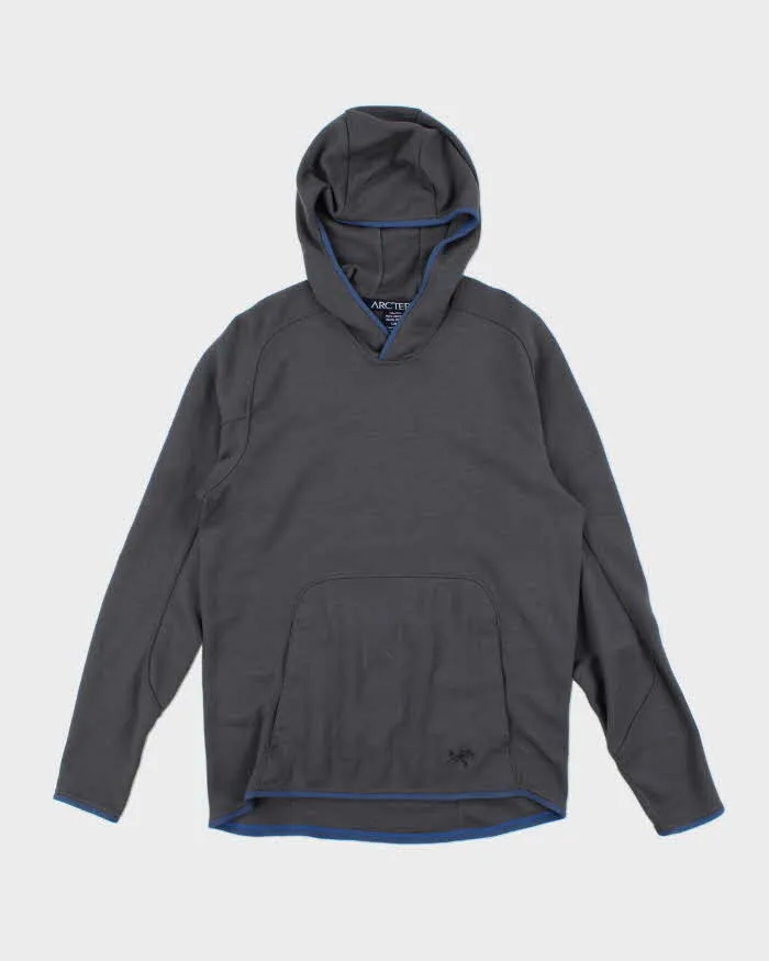 Men's Arc'Teryx Dark Grey Pullover Hoodie - L sold by Rokit