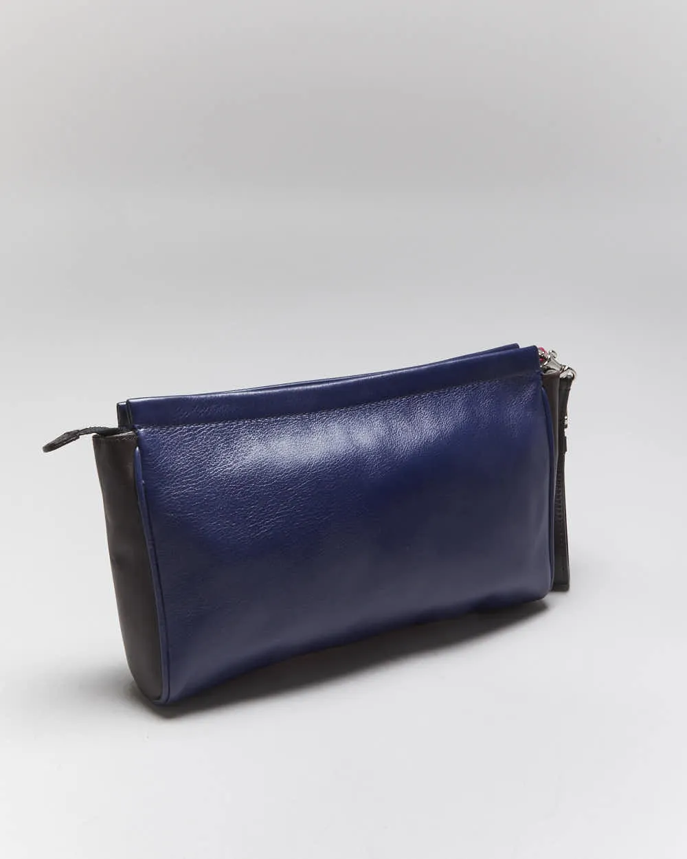 Vintage Y2k 00s Coach Clutch sold by Rokit product image thumbnail 2