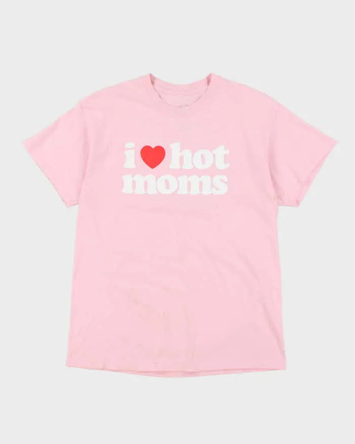 Vintage Y2K I <3 Hot Moms Comedy Graphic T-Shirt - L sold by Rokit
