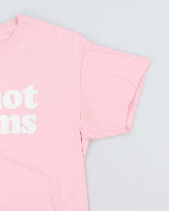 Vintage Y2K I <3 Hot Moms Comedy Graphic T-Shirt - L sold by Rokit product image thumbnail 4