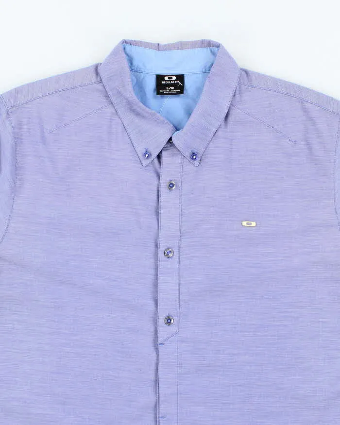 Vintage Y2K Oakley Plain Short Sleeve Shirt - L sold by Rokit product image thumbnail 3