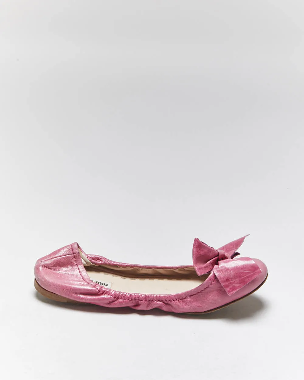 Vintage Miu Miu Bow Ballet Flats - UK3.5 sold by Rokit product image thumbnail 2