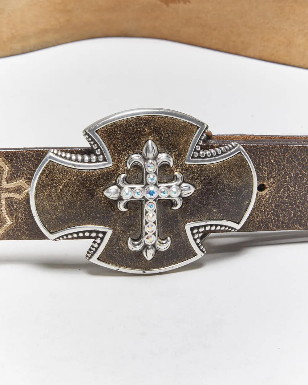 Vintage Y2k 00s Justin Crucifix Leather Belt - W31-W38 sold by Rokit product image thumbnail 4