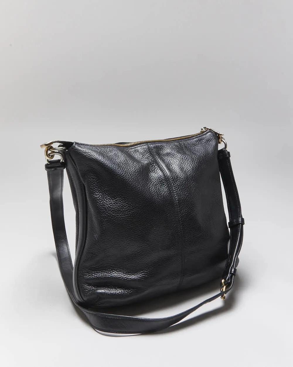Vintage Y2k 00s Coach Shoulder Bag sold by Rokit product image thumbnail 2