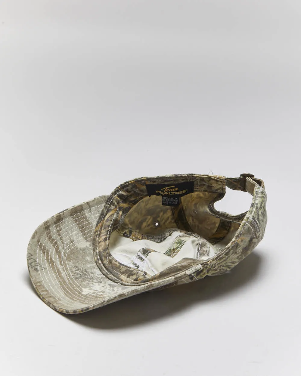 Vintage Y2K Team Real Tree Camouflage Baseball Cap - OS sold by Rokit product image thumbnail 5